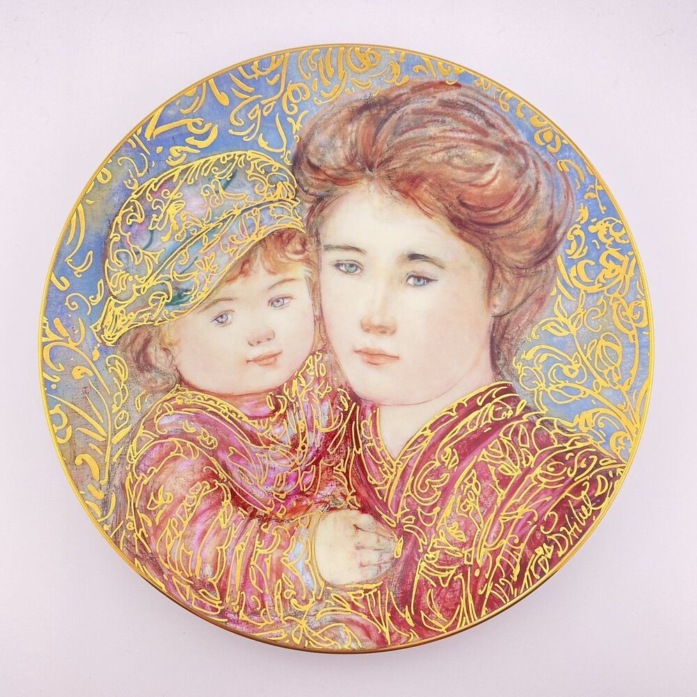 Edna Hibel Collector Plate Mother's Day 1994 Jacqueline and Renee 8.5" Gilt